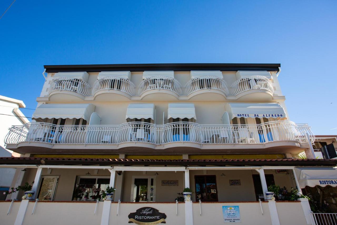 Hotel Da Alfredo 卡斯特拉巴特 外观 照片